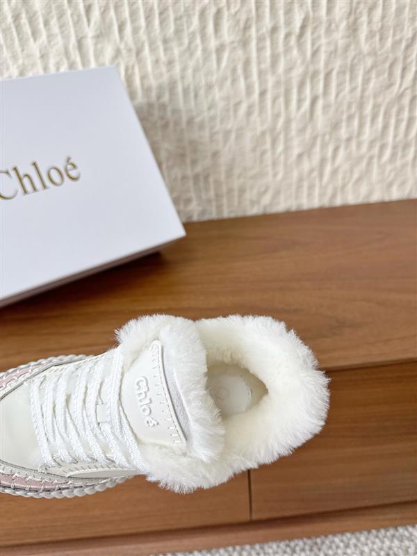 2025112815381876 390